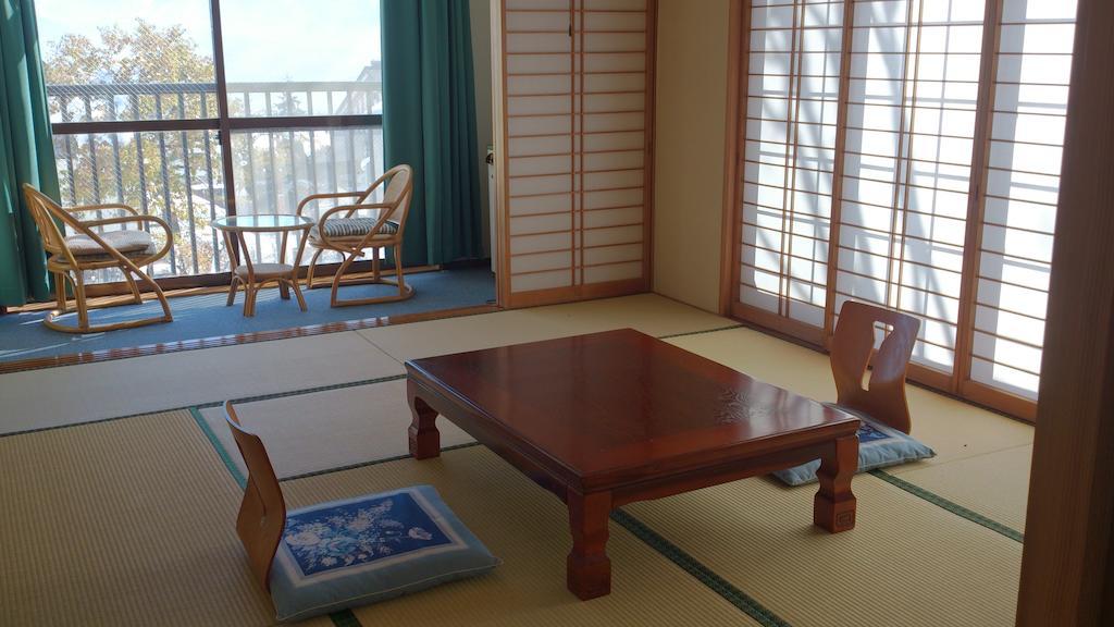 Akakura Sun Hotel Myōkō Zimmer foto